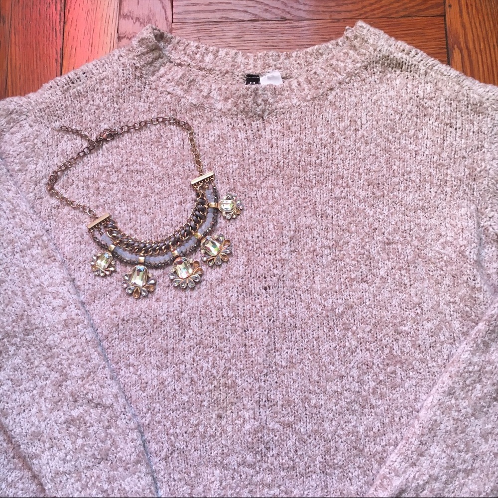 Cropped H&M sweater